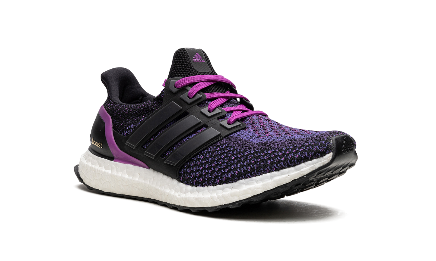 ULTRABOOST WMNS "Shock Purple" AQ5935