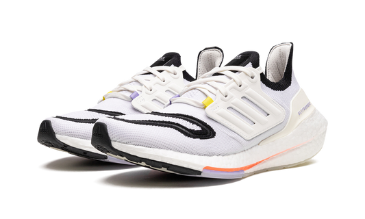 ULTRABOOST 22 WMNS "Core White" GX8017