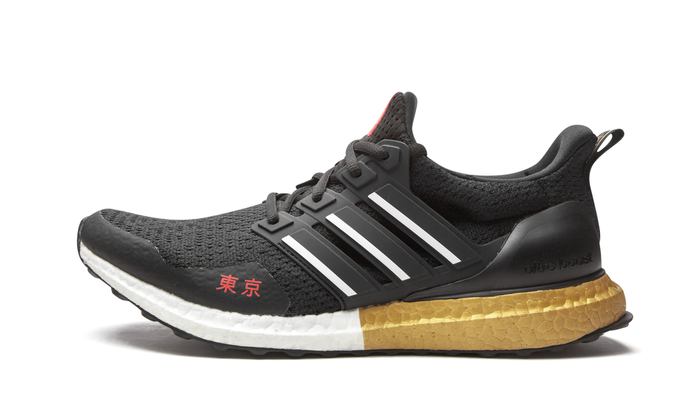 UltraBoost DNA "Tokyo" FY3425