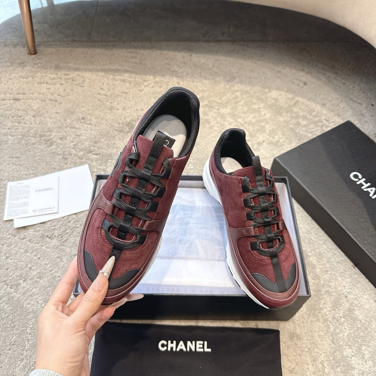 CC 26s Sneaker Burgundy Suede 647431
