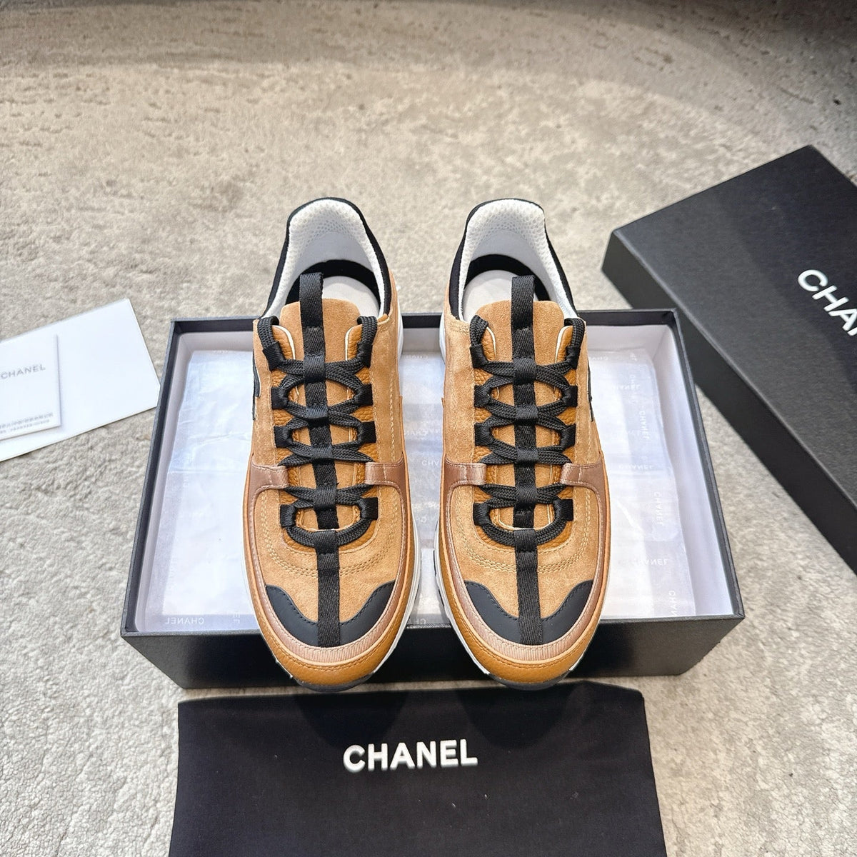 CC 26s Sneaker Caramel Brown Suede 647434