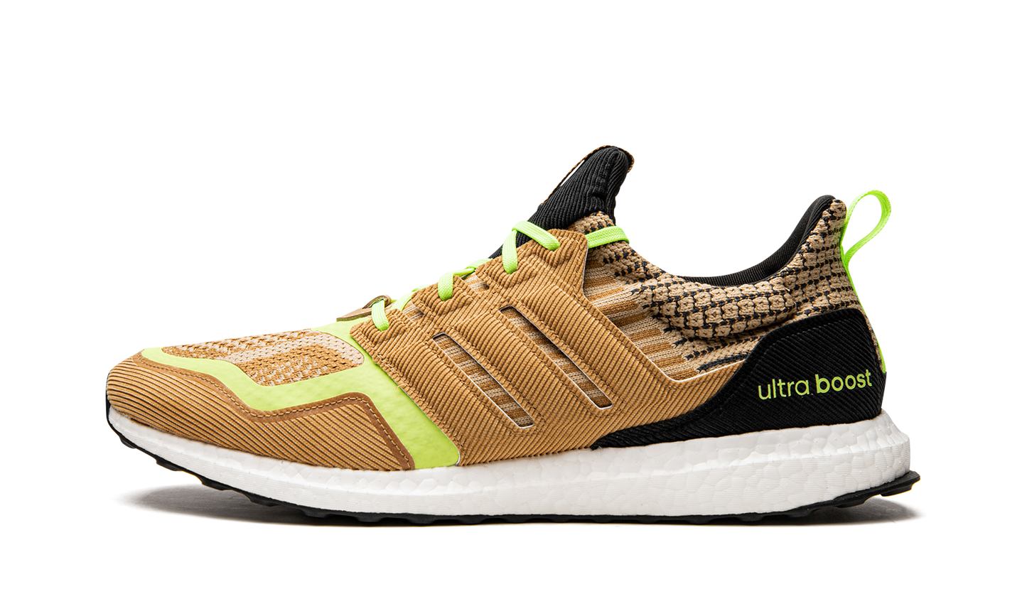 Ultraboost 5.0 DNA "Mesa Signal Green" GX5255