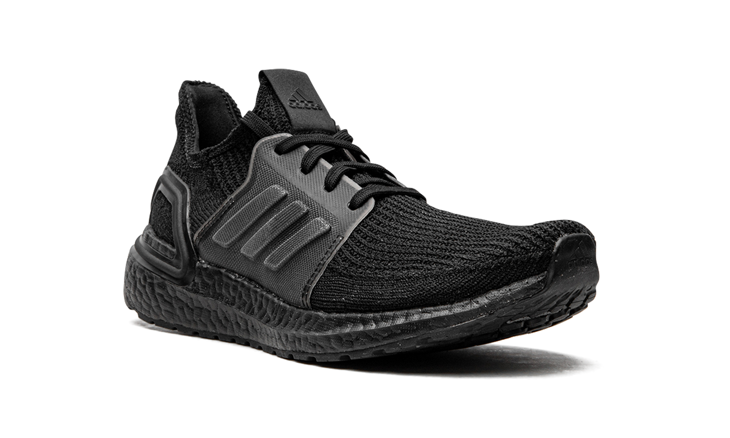 ULTRABOOST 19 WMNS "Triple Black" EF1345