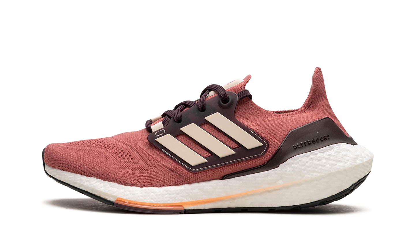 ULTRABOOST 22 WMNS "Wonder Red Bliss Orange" GX6670
