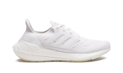 ULTRABOOST 22 WMNS "Triple White" GX5590