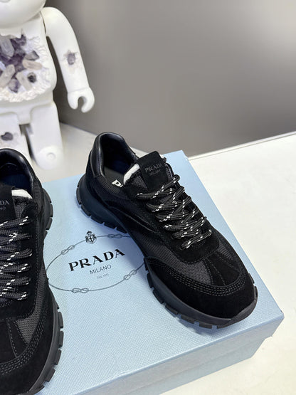 Prad 26ss Milano Logo Label Sneakers Black Mesh Suede 951932