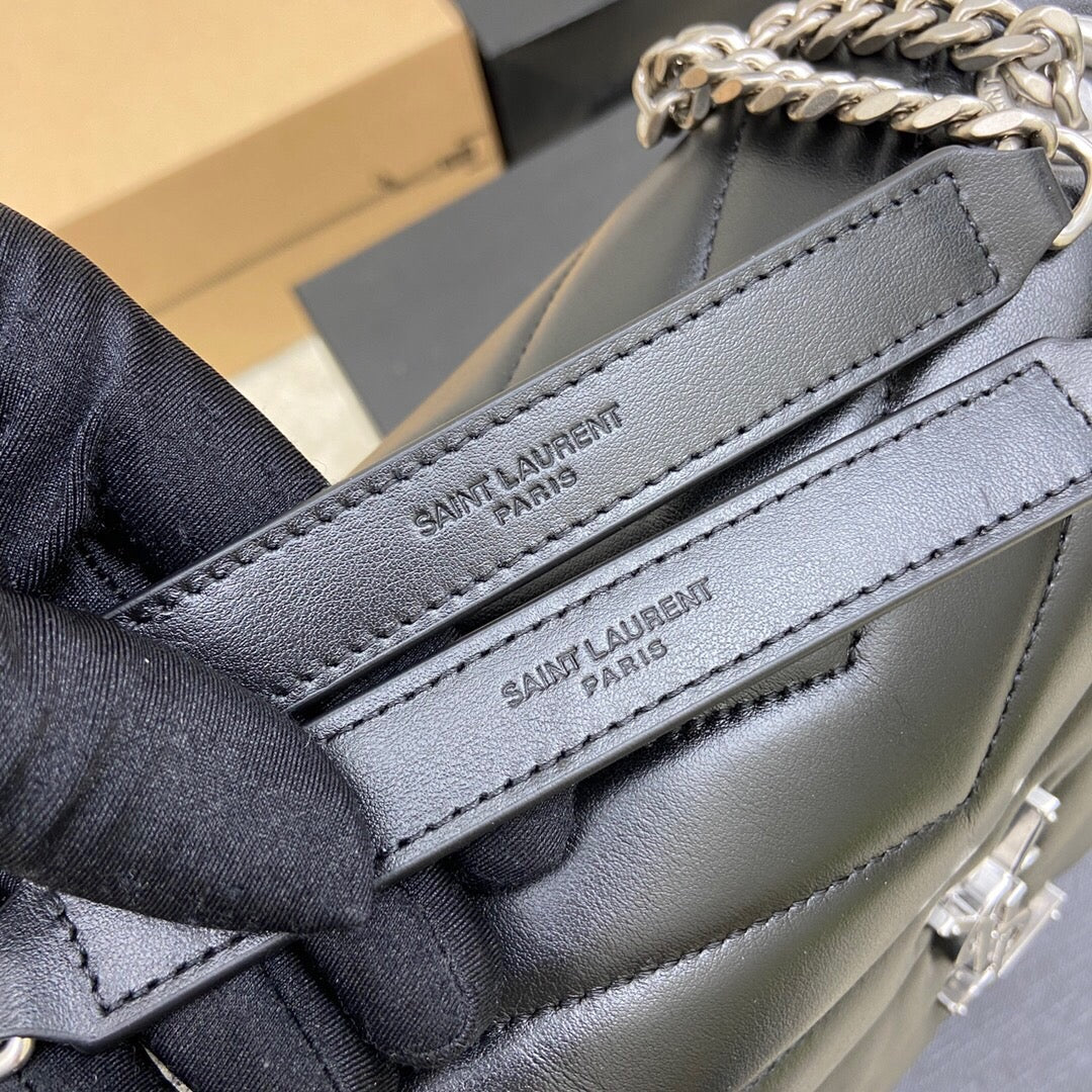 LOULOU MEDIUM 32 BLACK  QUILTED LEATHER SILVER HARDWARE