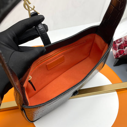YSL Le 5 À 7 Hobo Bag 25cm Black in Crocodile Pattern 285546