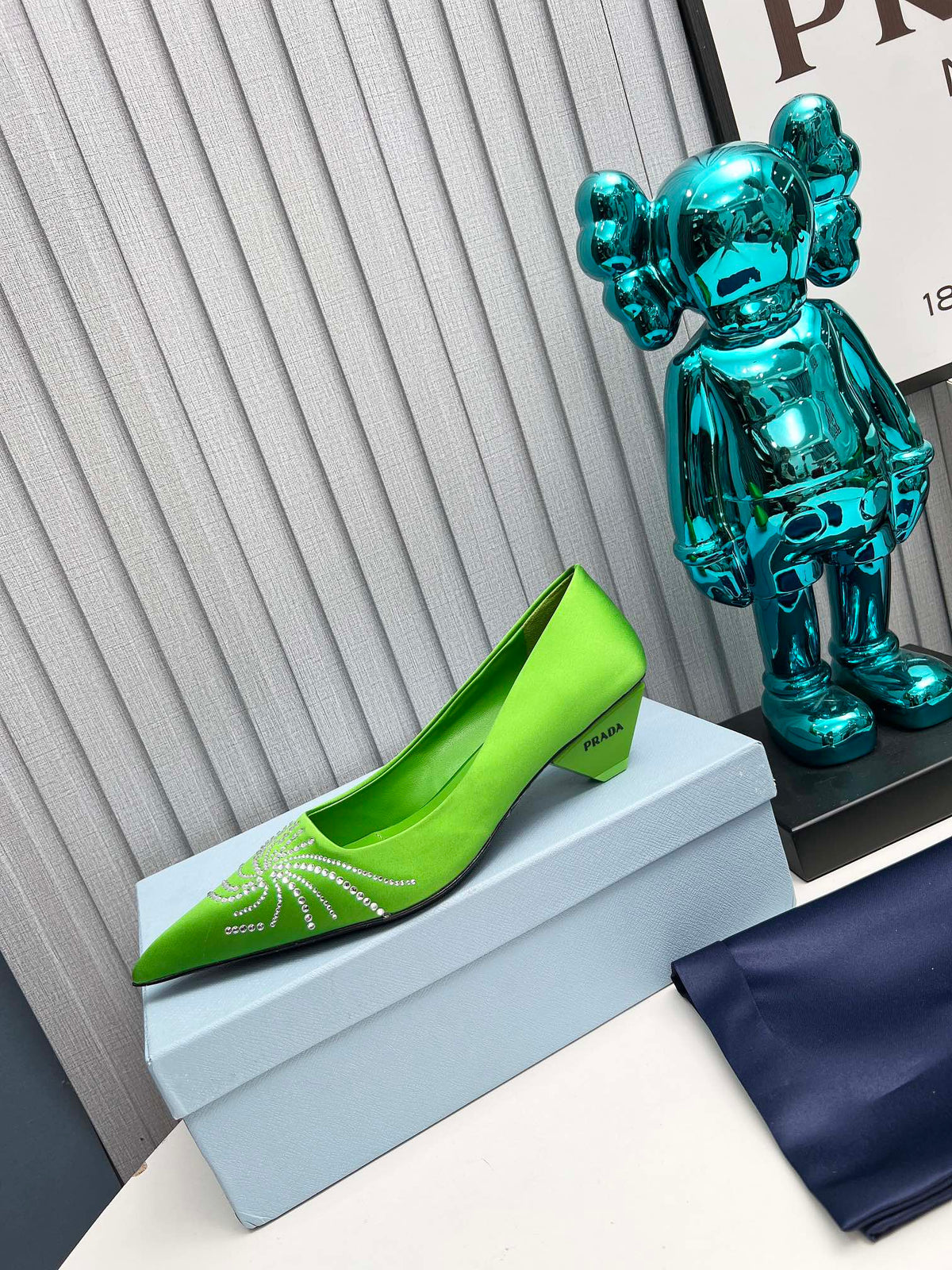 Prada 26SS Pumps 4cm Green Satin 680963
