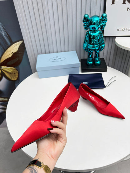 Prada 26SS Pointed-Toe Pumps 4cm Red Satin 680948