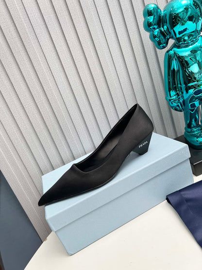 Prada 26SS Pointed-Toe Pumps 4cm Black Satin 680949