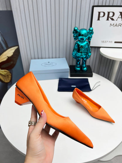 Prada 26SS Pointed-Toe Pumps 4cm Orange Satin 680954