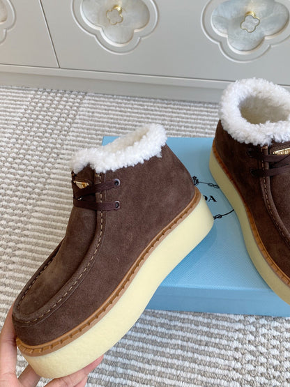 Prada Chukka Boots Coffee Brown Suede White Shearing 564159