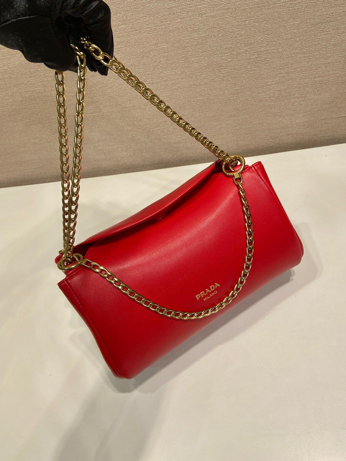 PRA Tumulte bag 24 red leather 280840