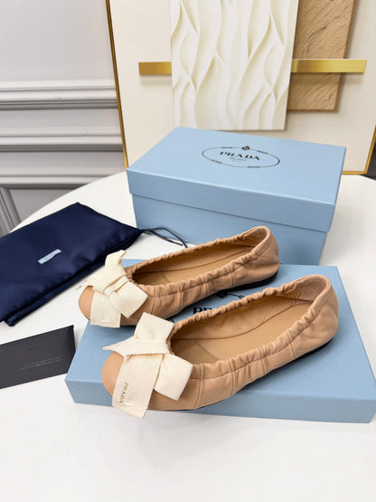 Prada 26s Bow Ballet Flats Beige White Sheepskin 624086