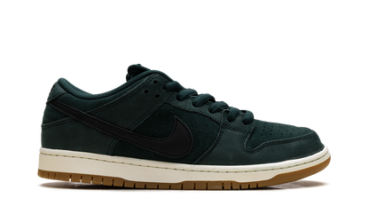 SB Dunk Low Pro "Deep Fir" FJ1674 300