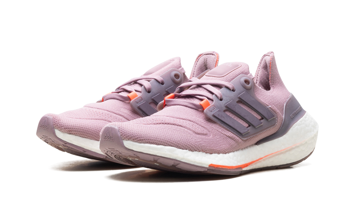 ULTRABOOST 22 WMNS "Magic Mauve" GX5588