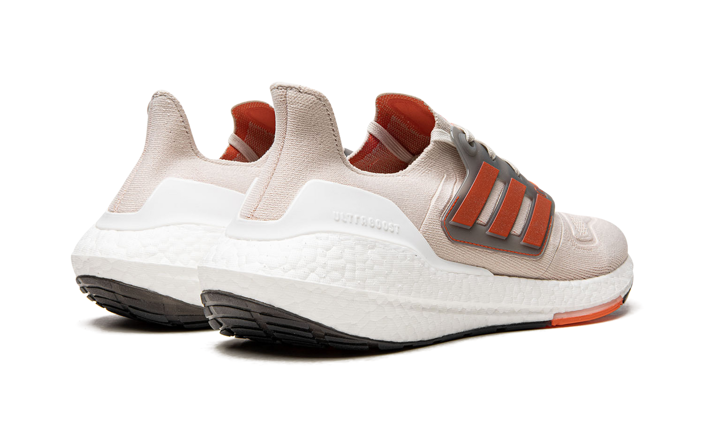 Ultraboost 22 "Impact Orange" GX6643