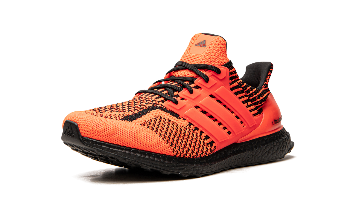 UltraBoost 5.0 DNA "Solar Red / Core Black" G54961