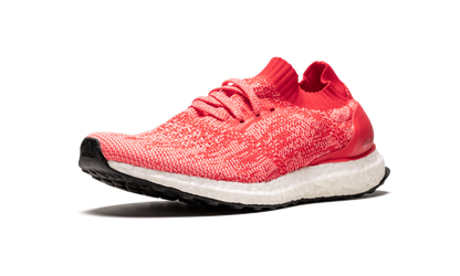 ULTRABOOST UNCAGED WMNS "Ray Red" BB3903