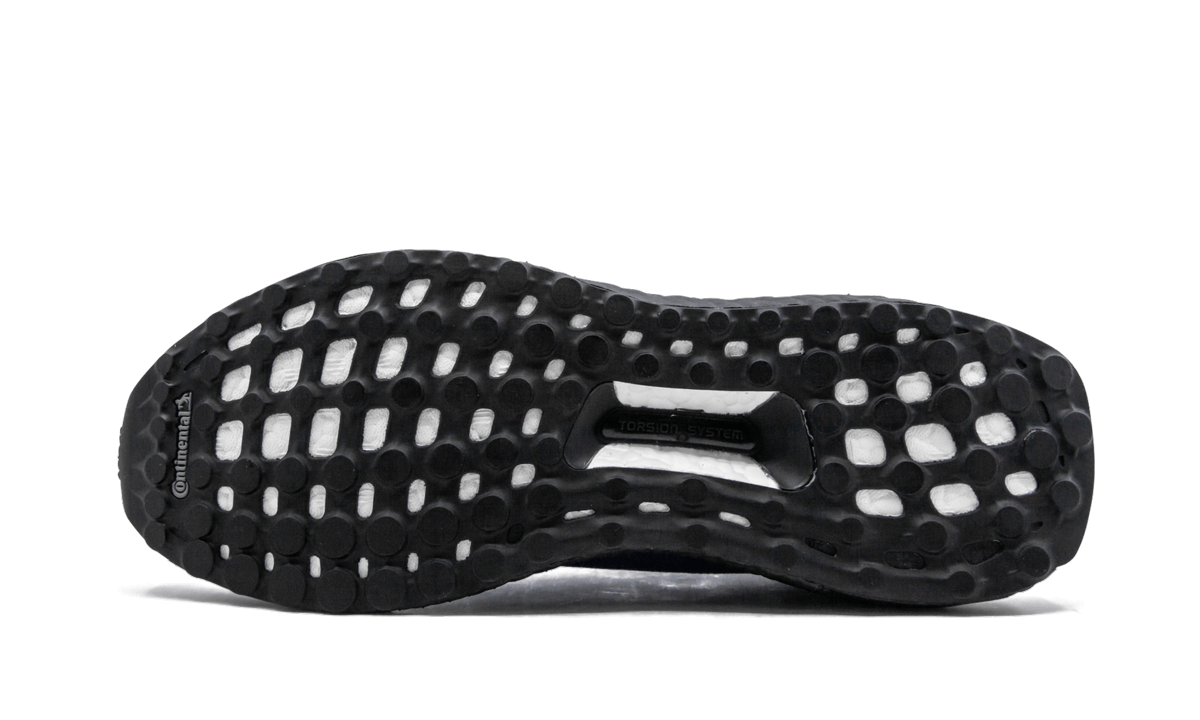 Ultraboost ETUDES D97732