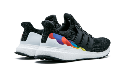Ultraboost Pride "Pride Pack" CP9632