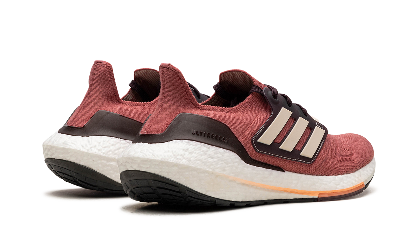 ULTRABOOST 22 WMNS "Wonder Red Bliss Orange" GX6670