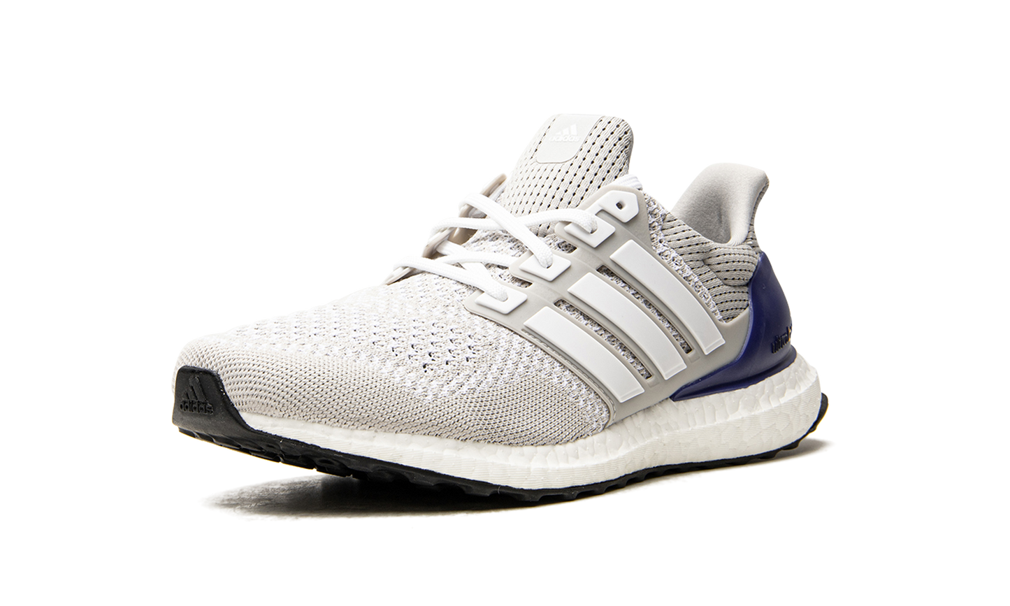 Ultraboost 1.0 DNA "Cloud White / Legacy Indigo" GZ0448