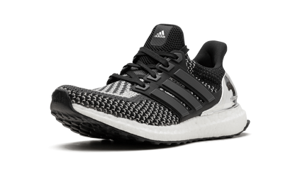UltraBOOST GS "Silver Medal" BA9615