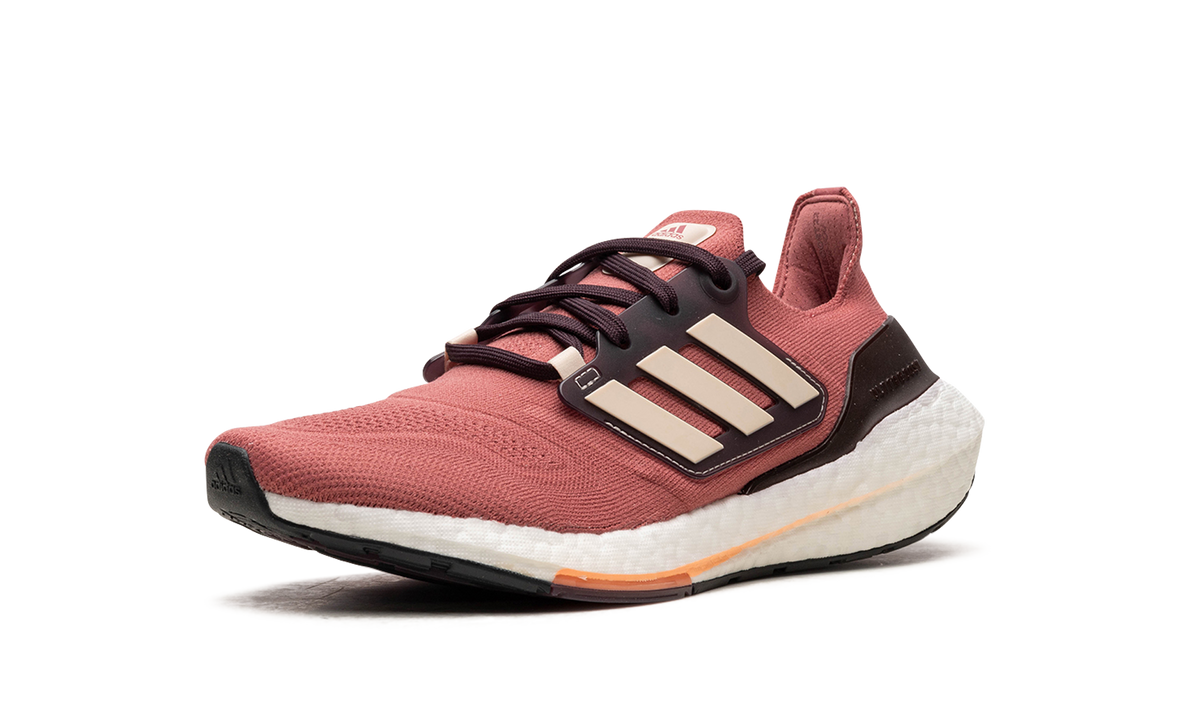 ULTRABOOST 22 WMNS "Wonder Red Bliss Orange" GX6670