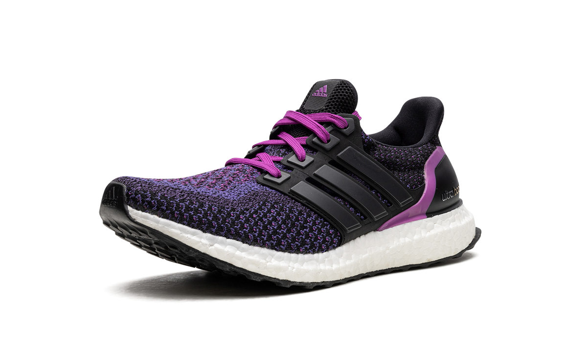 ULTRABOOST WMNS "Shock Purple" AQ5935
