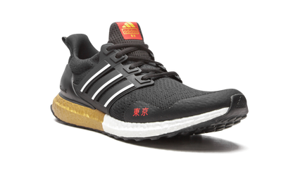 UltraBoost DNA "Tokyo" FY3425