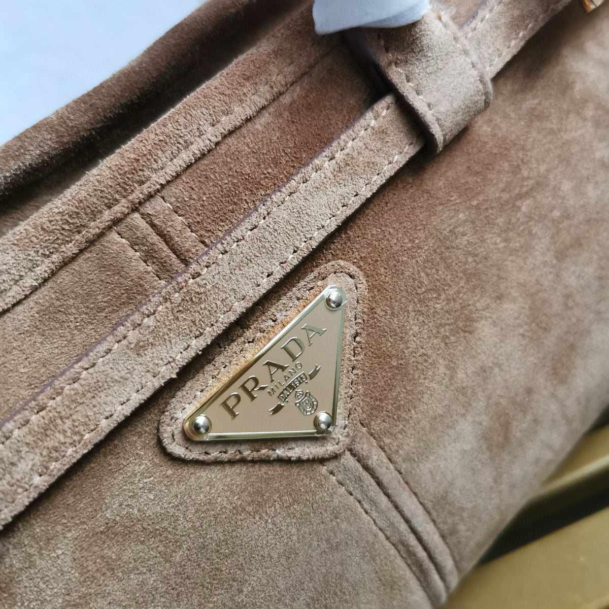 pra medium 32cm brown suede tote bag