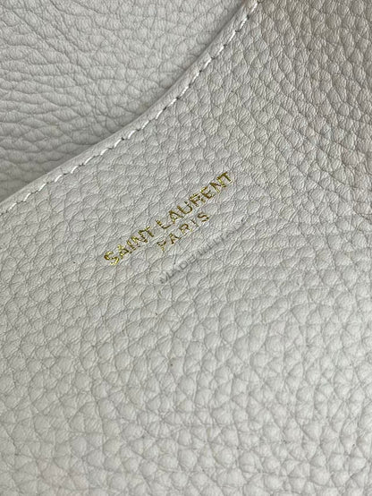 YSL Le 5 À 7 Baby Bea Cream Grained Leather