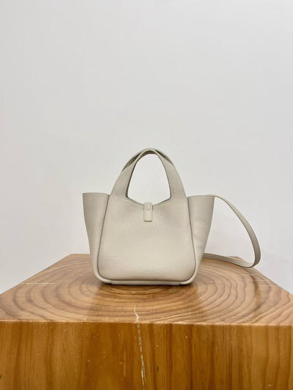 YSL Le 5 À 7 Baby Bea Cream Grained Leather