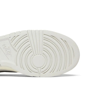 Nike Dunk Low 'Certified Fresh' (2022)