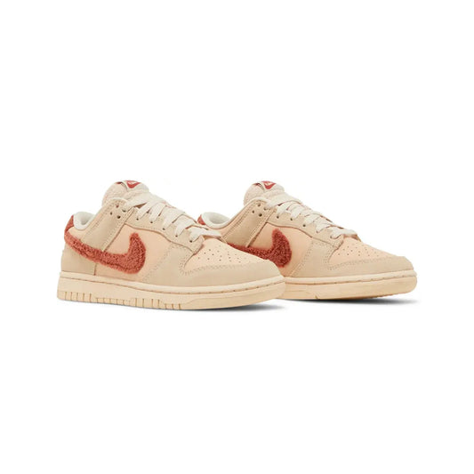 Nike Dunk Low 'Terry Swoosh' W (2022)