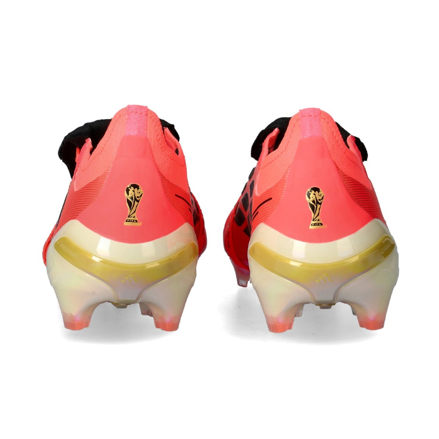 Predator Elite Fold-over Tongue Road to Glory FG