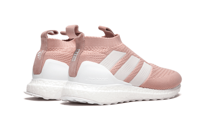 Ace 16+ Kith UltraBoost "KITH FLAMINGOS" CM7890