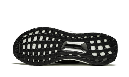 UltraBOOST "Trace Olive" S82018