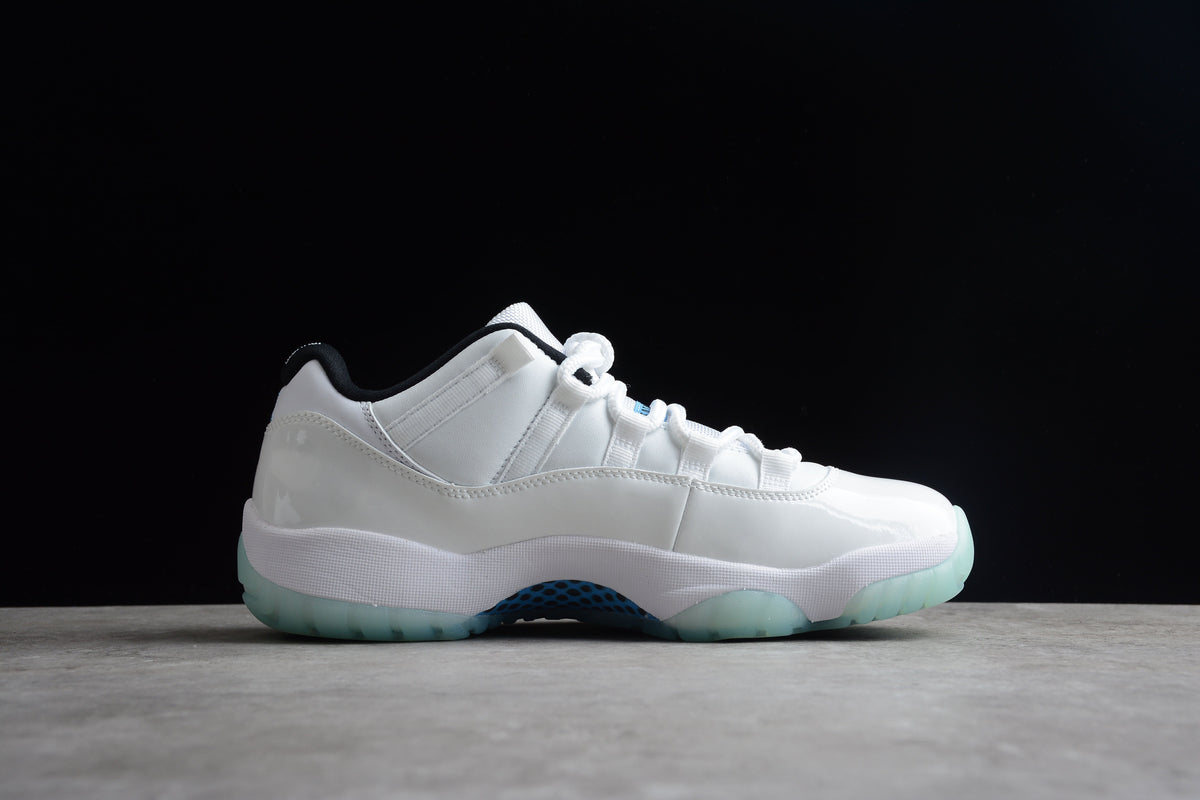 AJ 11 Low Legend Blue