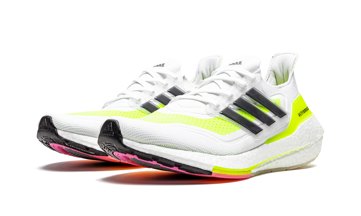 Ultraboost 21 "Solar Yellow" FY0377