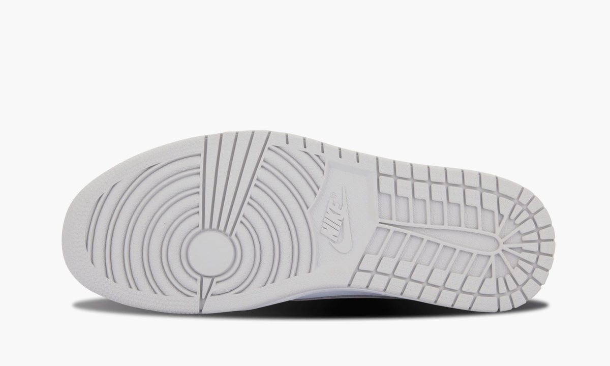 Air Jordan 1 Retro Low OG “White / Neutral Grey Sneakers - Pro-Level