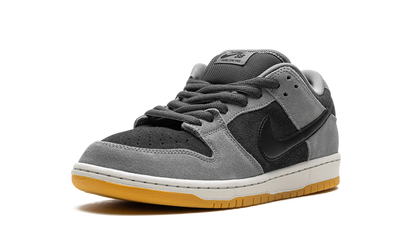 SB Dunk Low "Dark Smoke Grey" HF3063 001