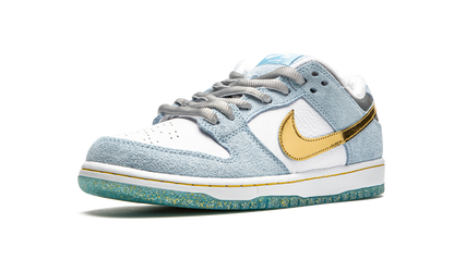 SB Dunk Low "Sean Cliver - Holiday Special" DC9936 100