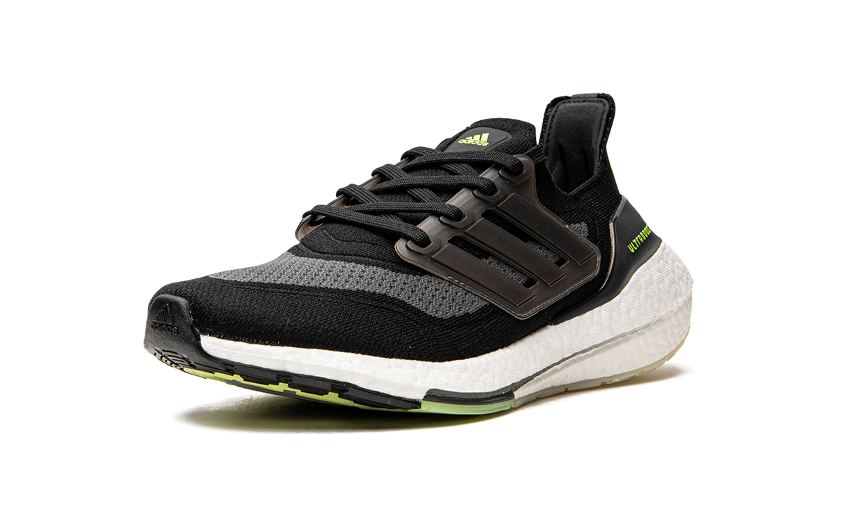 Ultraboost 21 "Black Silver Metallic" FY0374