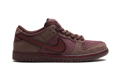 SB Dunk Low "City of Love" FN0619 600