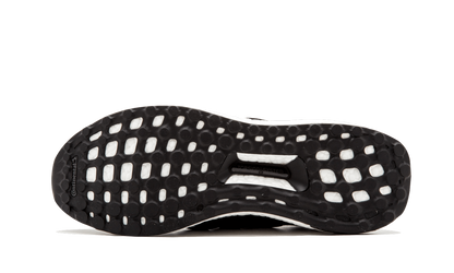 UltraBOOST S.E. "SNS x Social Status" BY2911