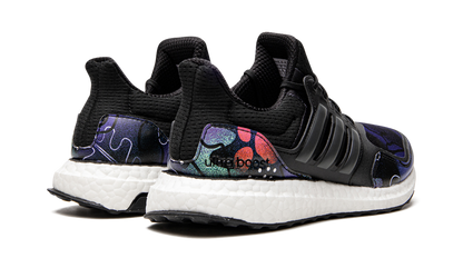 ULTRABOOST S&L DNA WMNS "Jordan E Moss" FZ2917