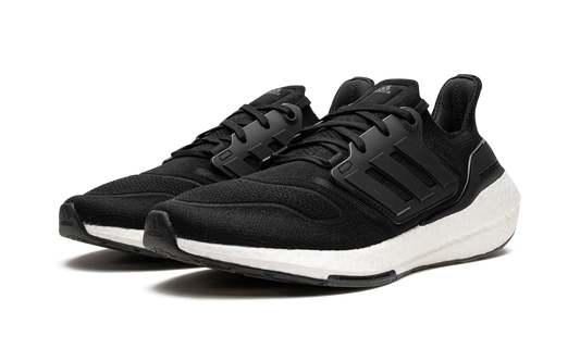 ULTRABOOST 22 WMNS "Black" GX5591